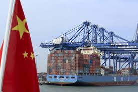 Exportações chinesas crescem com demanda de chips para IA