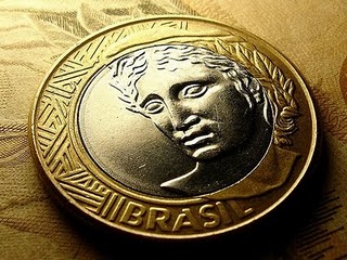 Estoque de crédito no Brasil sobe 0,3% em Abril, diz BC