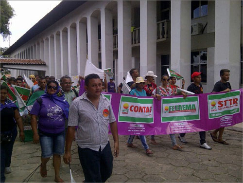 Manifestantes protestam no MA