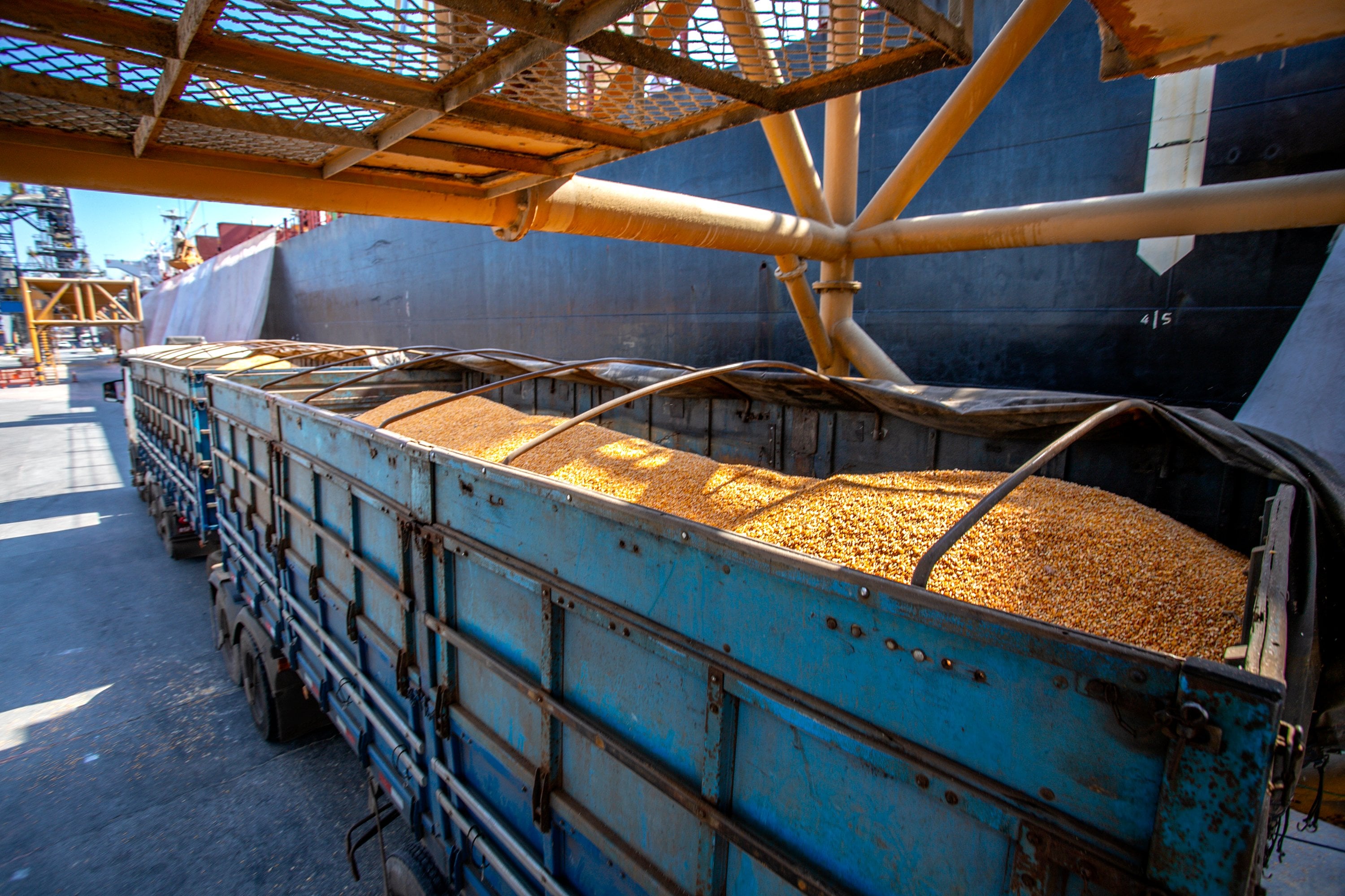 Brasil exportou mais milho por dia útil em março/26 do que o registrado em março/25