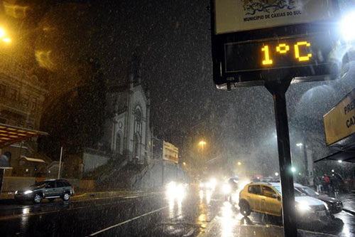 Neve no sul - 27/08 - Caxias do Sul 2