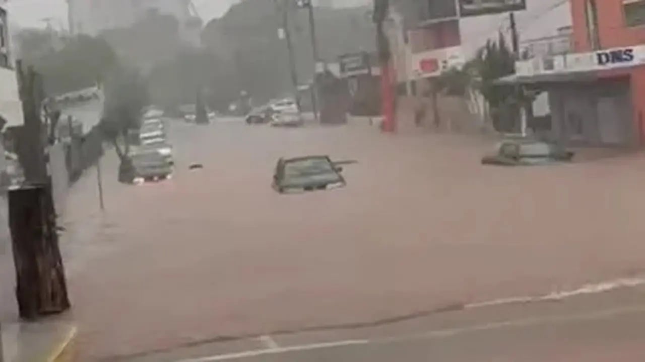 Tempestade causa prejuízo no RS e instituições mantêm alerta para altos volumes de chuvas