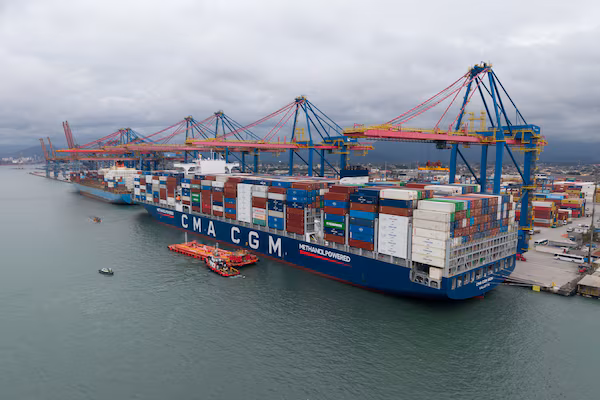 Primeiro navio abastecido com etanol brasileiro inicia viagem e abre mercado para o agro