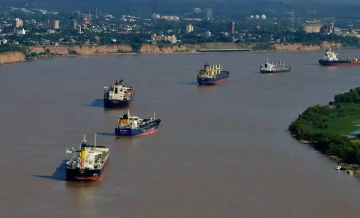 Protesto em porto argentino atrasa pelo menos 10 navios que aguardavam para carregar grãos