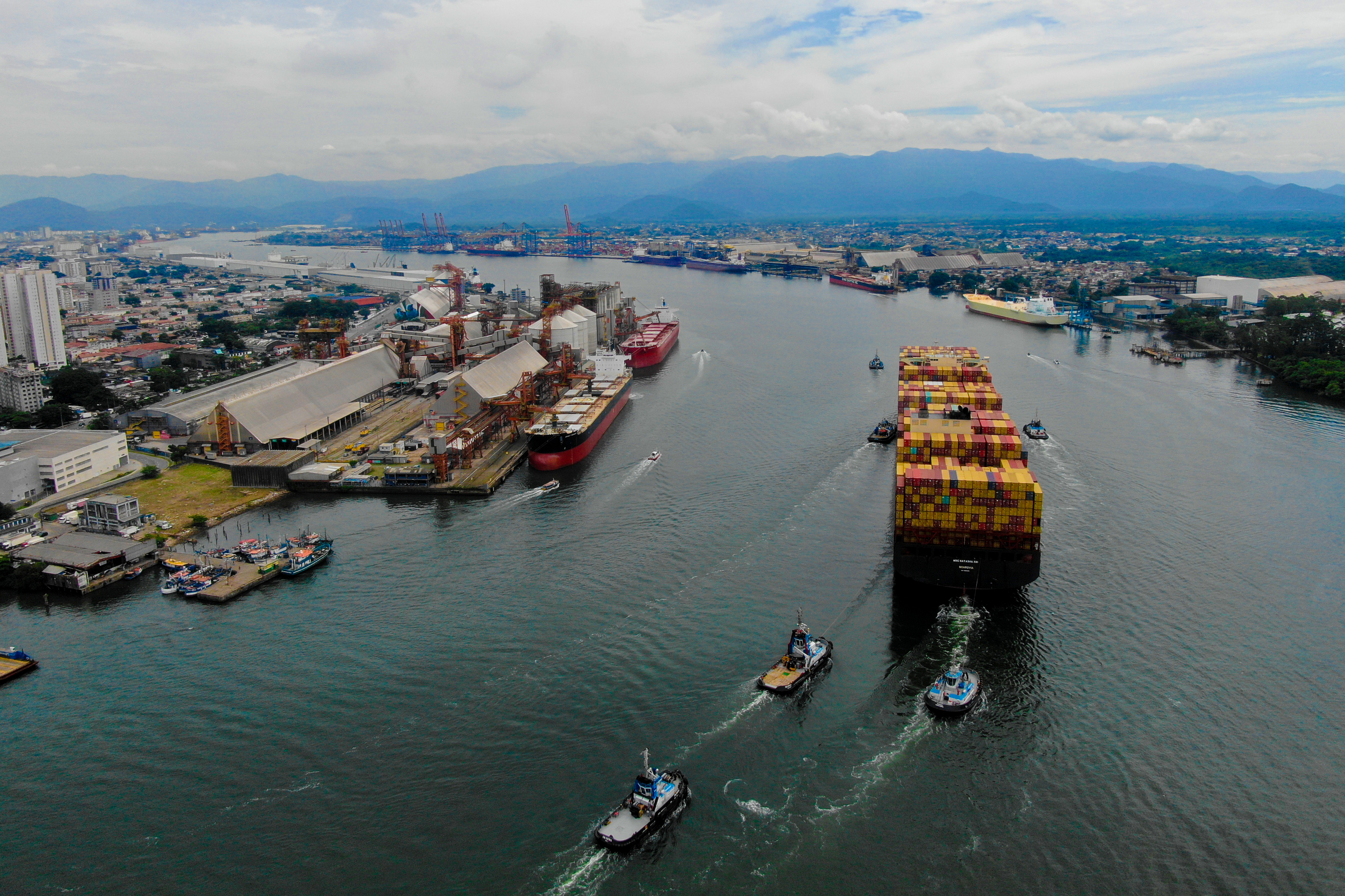 Porto de Santos tem o melhor agosto em movimentação de contêineres