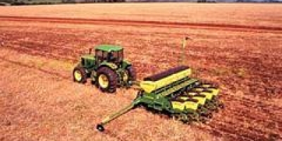 Venda de máquinas cai em março e no trimestre, diz Abimaq