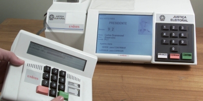 No estado de São Paulo, 32 urnas com problemas são substituídas