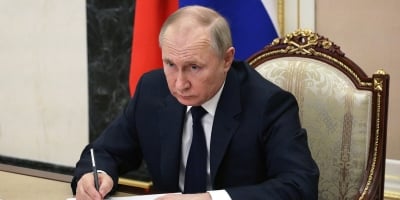 Putin diz que Rússia começará a apreender embarcações europeias caso seus navios sejam alvo de ações