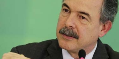 Mercadante diz que governo avalia relançar plano Brasil Soberano