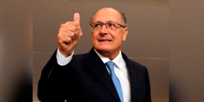 Depois de cobrança de aliados, PT amplia participação de Alckmin em campanha