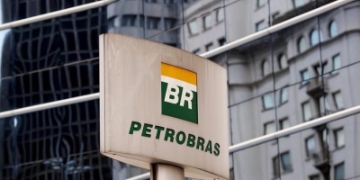 Refinarias privadas operam no máximo e ganham segurança após reajuste da Petrobras, diz Refina Brasil