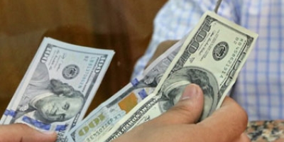 Dólar cai no Brasil em meio ao recuo no exterior e ao avanço do Ibovespa