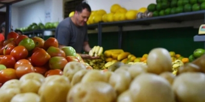 Alimentos pressionam IPCA em maio e taxa em 12 meses vai acima do teto da meta