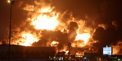 Arábia Saudita bombardeia Iêmen enquanto houthis consolidam avanços em novo teatro de operações