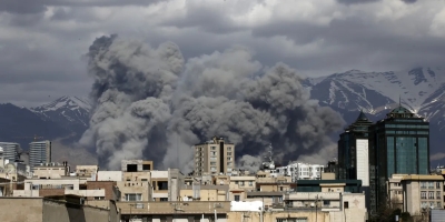 Israel intensifica ataques contra polícia de Gaza enquanto Hamas busca controle