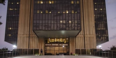 Brasil tem fluxo cambial positivo de US$3,909 bi em junho, diz BC
