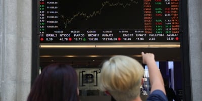 B3 cita queda de 10% e aciona circuit breaker na abertura do pregão à vista após reeleição de Lula