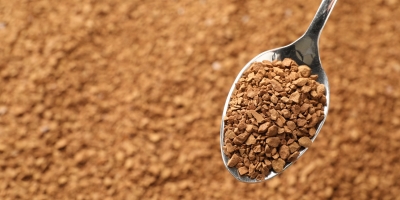 Café solúvel em alta: exportação cresce 12,8% e consumo interno 11,9% até agosto; setor mira recorde em 2026