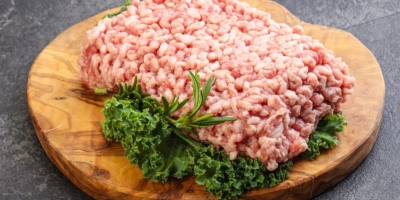 Carne de porco moída desafia tendência com queda nas vendas de carne suína no Reino Unido