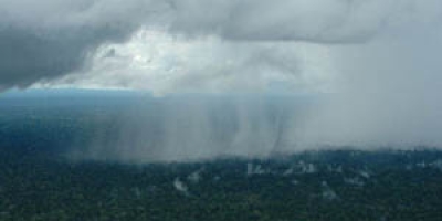 Chuva intensa atinge o Sul e Amazonas entra em alerta para temporais
