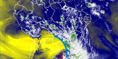 Forte queda da pressão atmosférica no Sul intensifica risco de temporais e ventos fortes