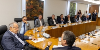 Presidente da CNA entrega propostas do Plano Safra ao ministro da Agricultura