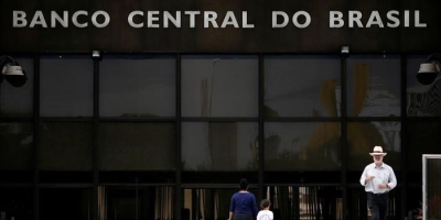 Renan Calheiros diz que solicitará ao BC informações sobre Master após reunião com Galípolo