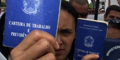 Brasil tem desemprego de 5,1% no tri até dezembro, diz IBGE