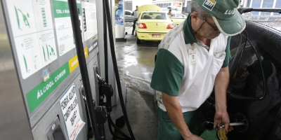 Opção por etanol nos carros flex patina e impacta mercado de açúcar, diz Datagro