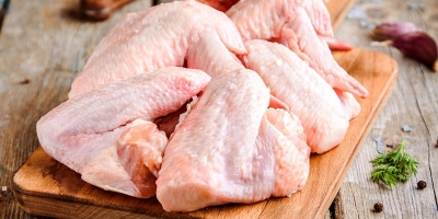 Exportações de proteínas animais começam março com mais embarques de frango e suínos; pescados recuam