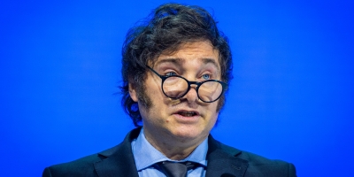 Milei afirma que buscará redução de impostos e reforma do sistema eleitoral na Argentina