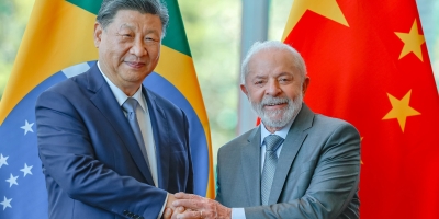 Presidente chinês Xi Jinping parabeniza Lula por reeleição