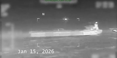 EUA apreendem navio-tanque ligado à Venezuela antes da reunião entre Trump e Corina Machado, dizem autoridades