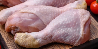 Preços da carne de frango recuam na segunda quinzena de abril, mesmo com exportações em alta