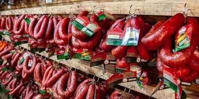 Regra federal sobre teor de gordura coloca em risco receita da Linguiça Blumenau