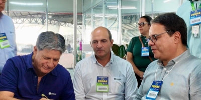 Cooxupé e Sistema FAEMG/Senar renovam convênio na Femagri 2026