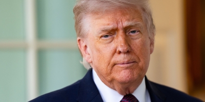 Trump diz que está perdendo a paciência com Irã e que não pediu nenhum favor à China