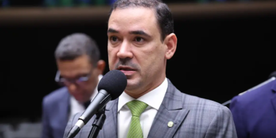 Vicentinho Júnior é eleito governador do estado do Tocantins
