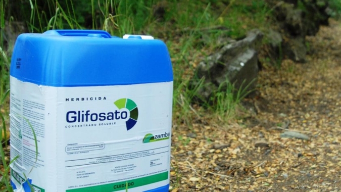 Luz Amarela: Agricultura brasileira pode sofrer com falta de glifosato; produtores têm de estar atentos às suas ordens de compra