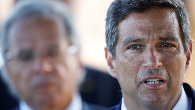 Substituir Guedes é distração e debate que não existe, diz Campos Neto