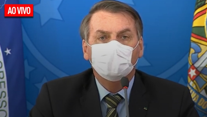 Bolsonaro pode fazer novo teste para coronavírus; comitiva que viajou aos EUA tem 20 contaminados