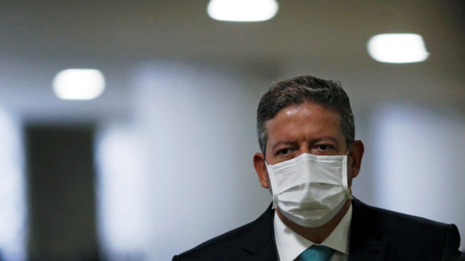Lira diz que arcabouço fiscal de Haddad tem apoio da Câmara e pode abrir espaço para corte de juros