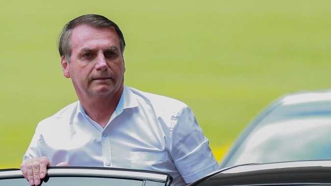 Karina Kufa, advogada de Bolsonaro, confirma que ela está com coronavírus