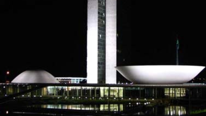 Votação de reestruturação de dívida dos Estados e compensações para desoneração fica para 4ª-feira