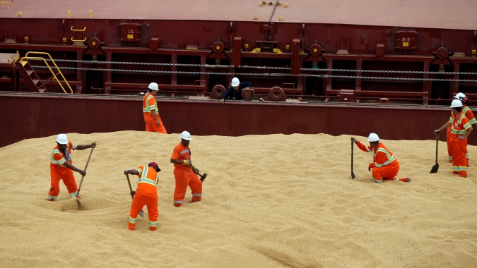 Importações chinesas de soja do Brasil crescem 82% em maio ante abril