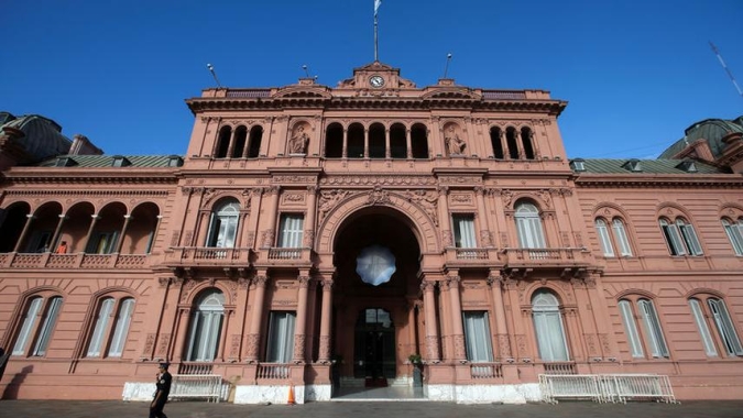 Risco-país da Argentina salta a recorde de 2.654 pontos-base, dizem operadores