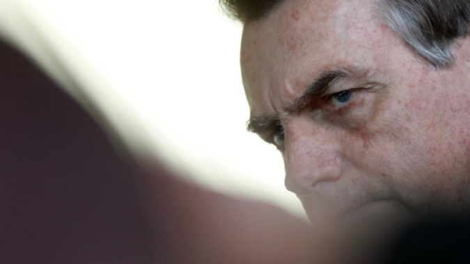 Bolsonaro fez teste de coronavírus, mas não tem sintomas da doença, diz filho Eduardo