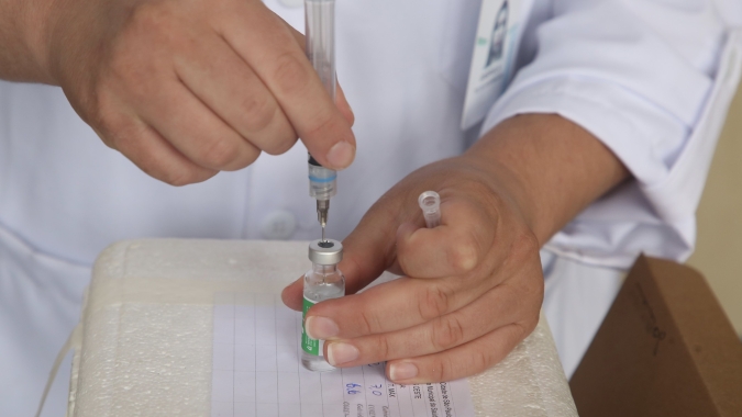 Brasil recebe 1 milhão de doses de vacinas da Covax Facility neste domingo