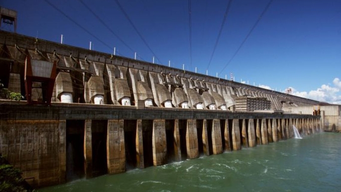 Argentina insiste com Brasil por novo aumento de vazão em Itaipu, dizem fontes