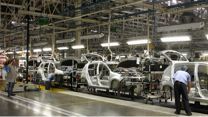 Indústria do Brasil mostra sinais de recuperação em agosto com demanda melhor, segundo PMI
